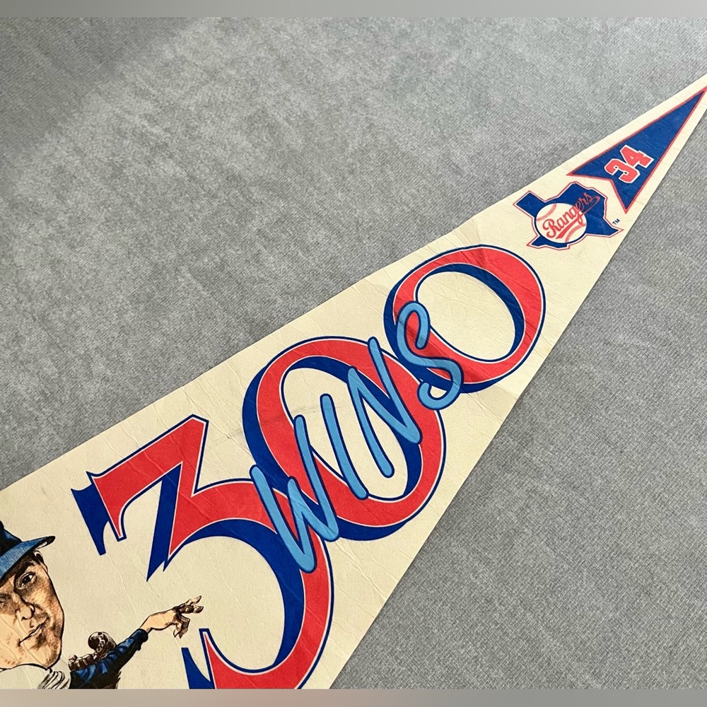 1989 Nolan Ryan MLB Texas Rangers 300 Wins Pennant Flag Vintage - Picture 14 of 15